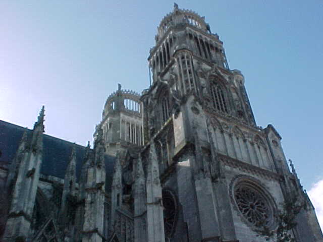 54 - LA CATHEDRALE D'ORLEANS 1.jpg